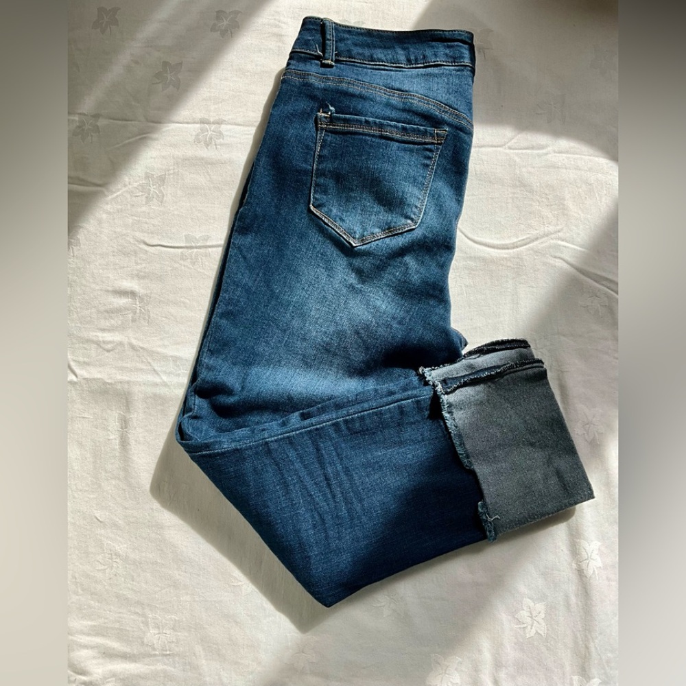 TAYLOR DENIM